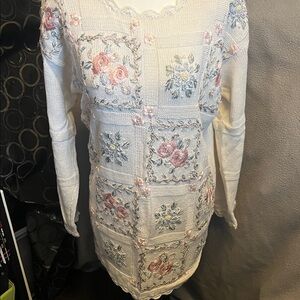 Floral Embroidered White Sweater